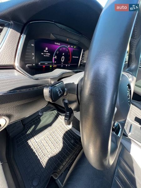 Лифтбек Skoda Superb 2022 в Ровно