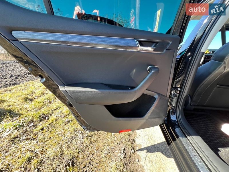 Лифтбек Skoda Superb 2022 в Ровно