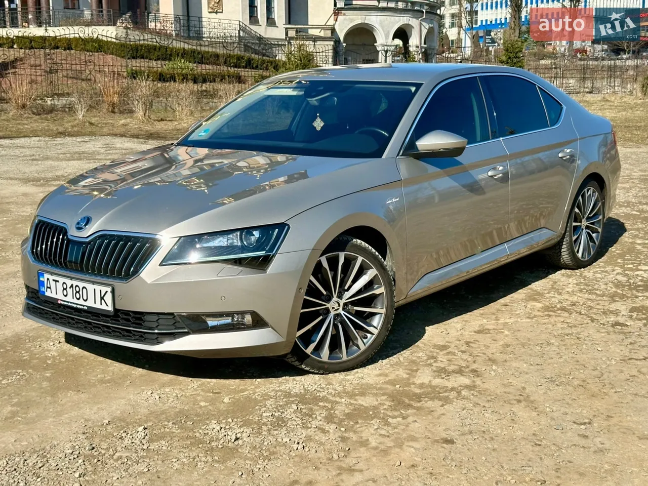2014 Skoda Superb - мініатюра 17