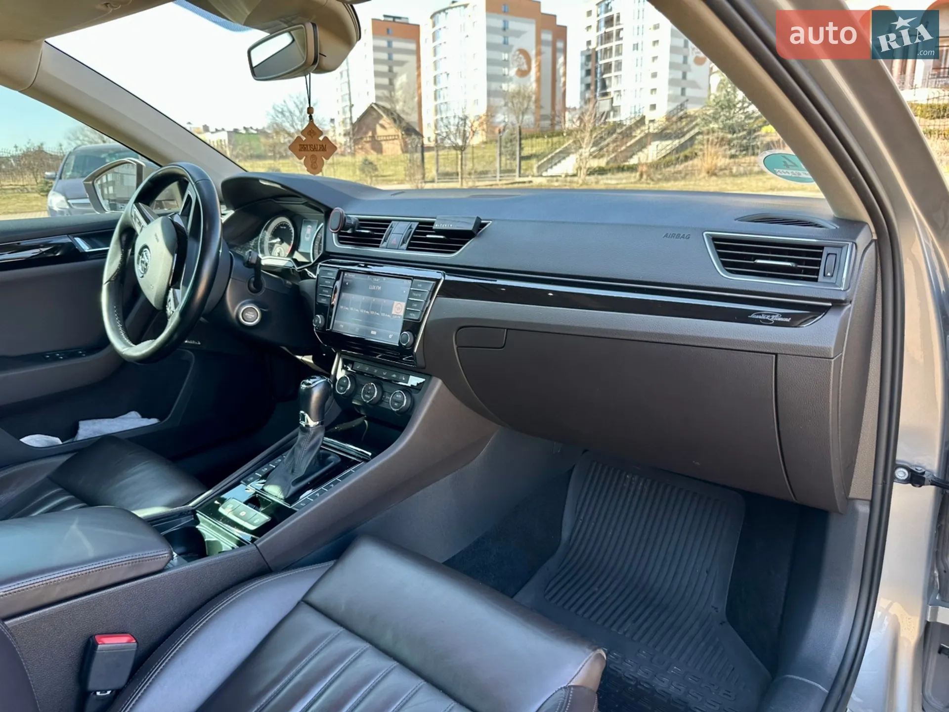 2015 Skoda Superb - мініатюра 12