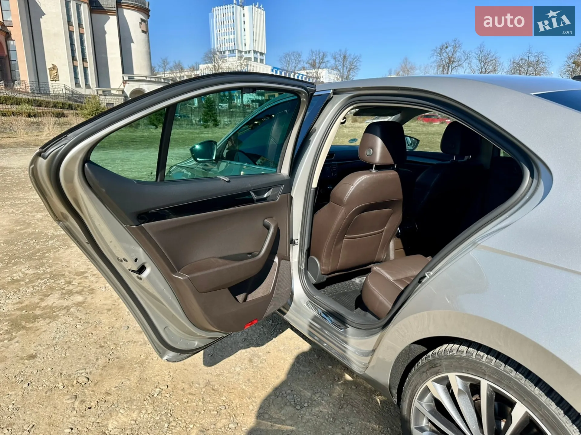 2015 Skoda Superb - мініатюра 15