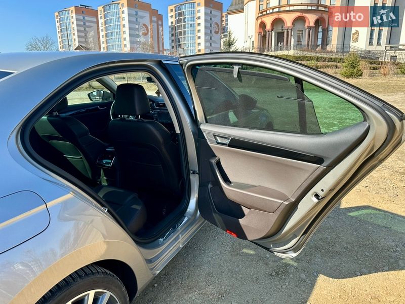 Лифтбек Skoda Superb 2015 в Ивано-Франковске