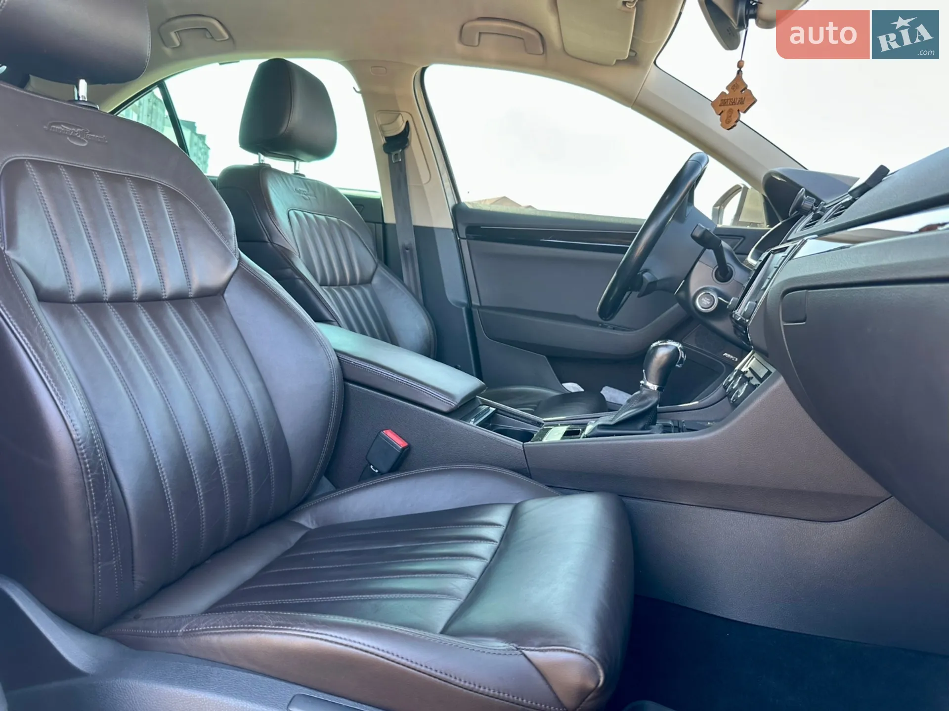 2015 Skoda Superb - мініатюра 22