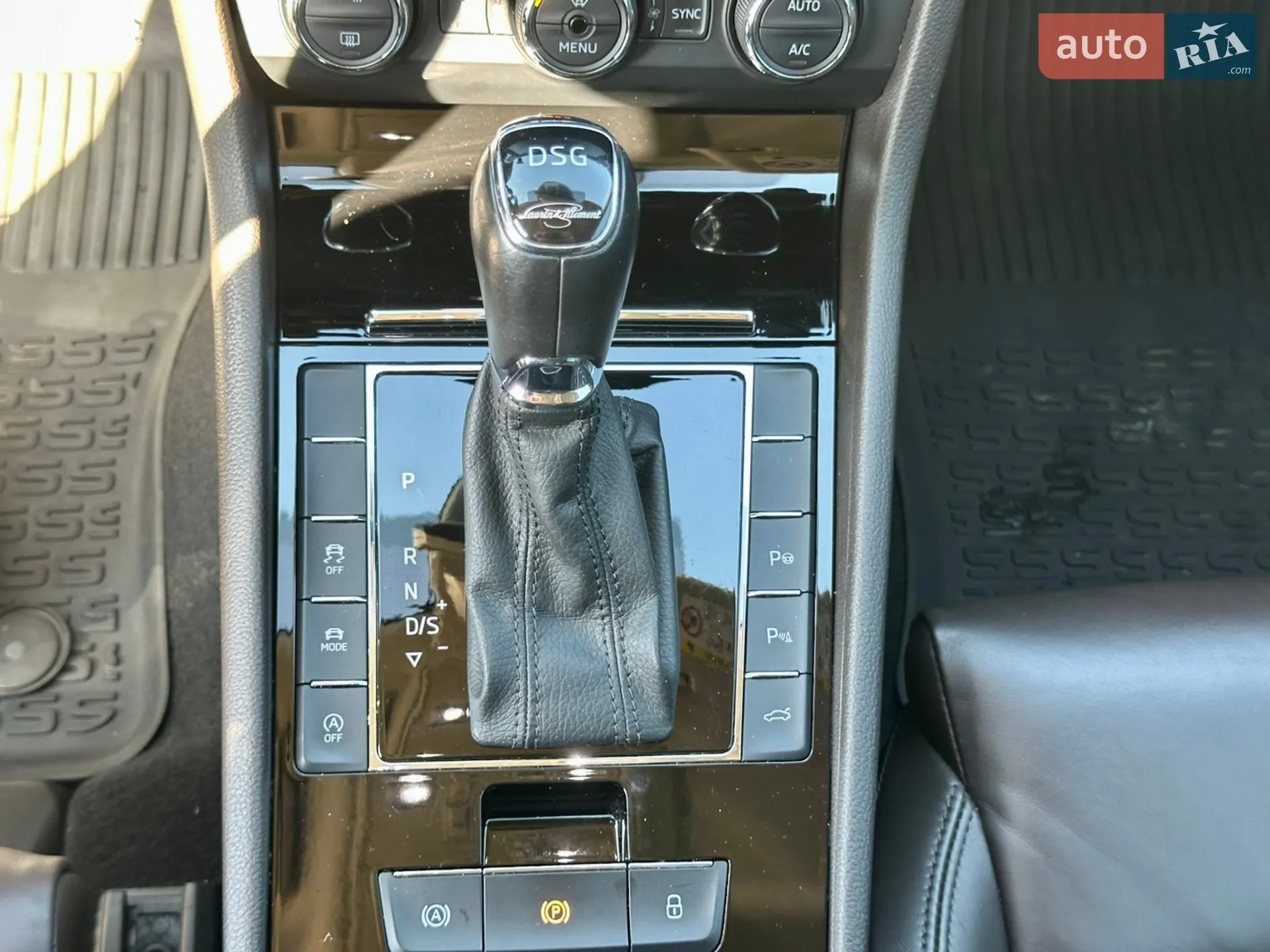 2015 Skoda Superb - мініатюра 27