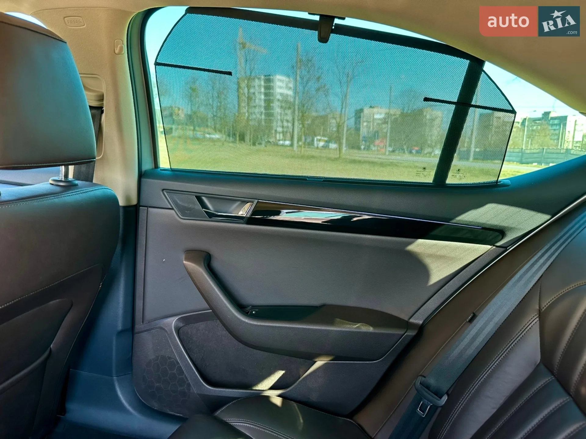 2015 Skoda Superb - мініатюра 32