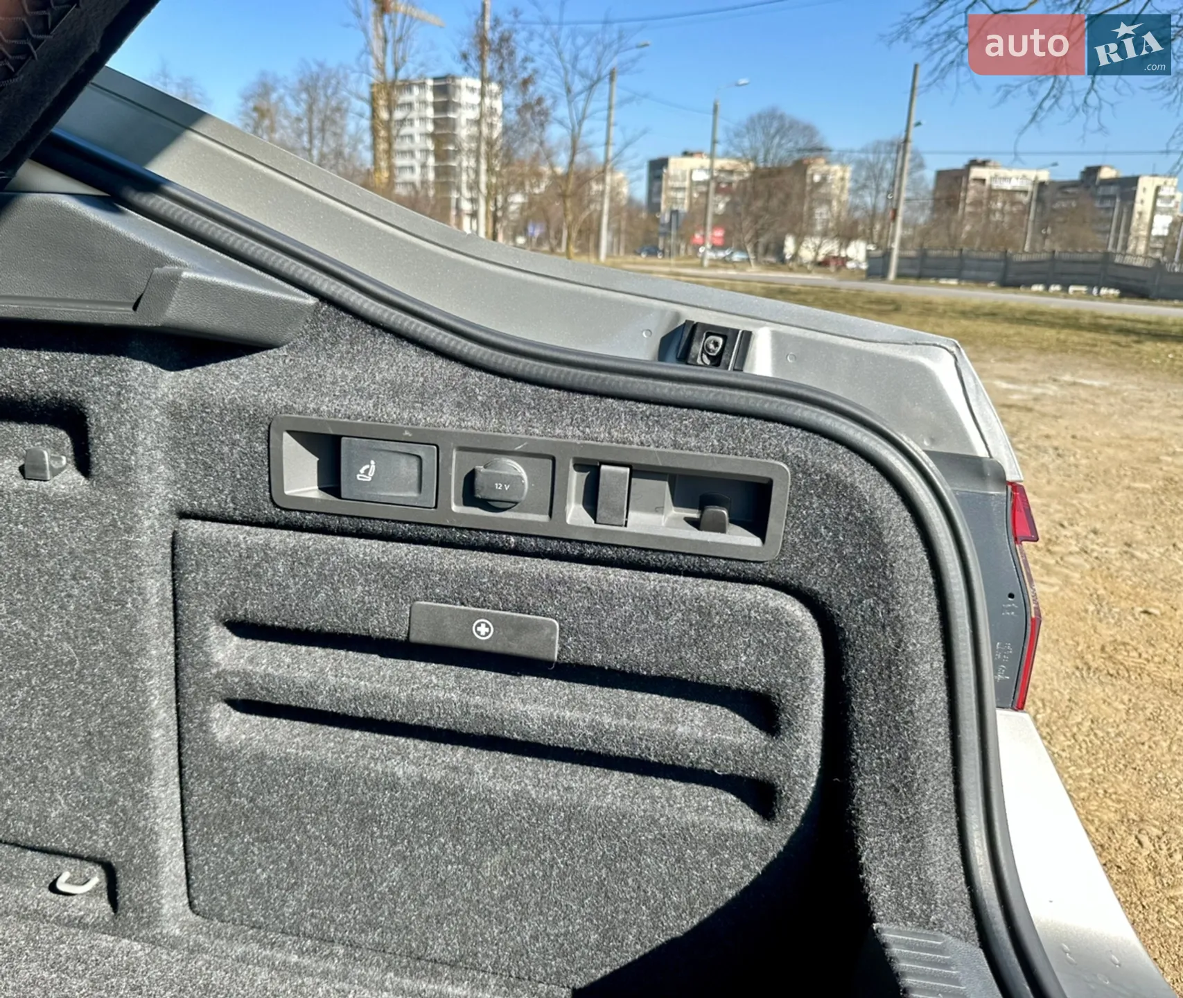 2015 Skoda Superb - мініатюра 38