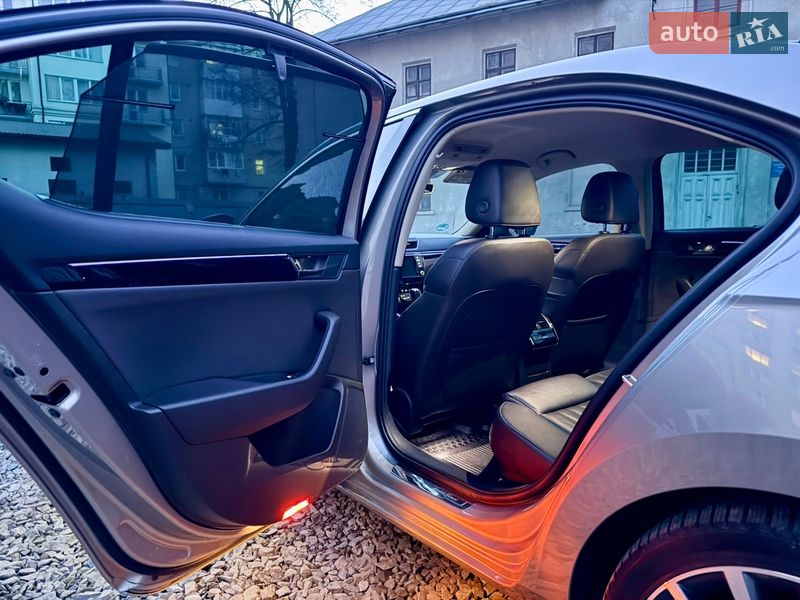 Лифтбек Skoda Superb 2015 в Ивано-Франковске