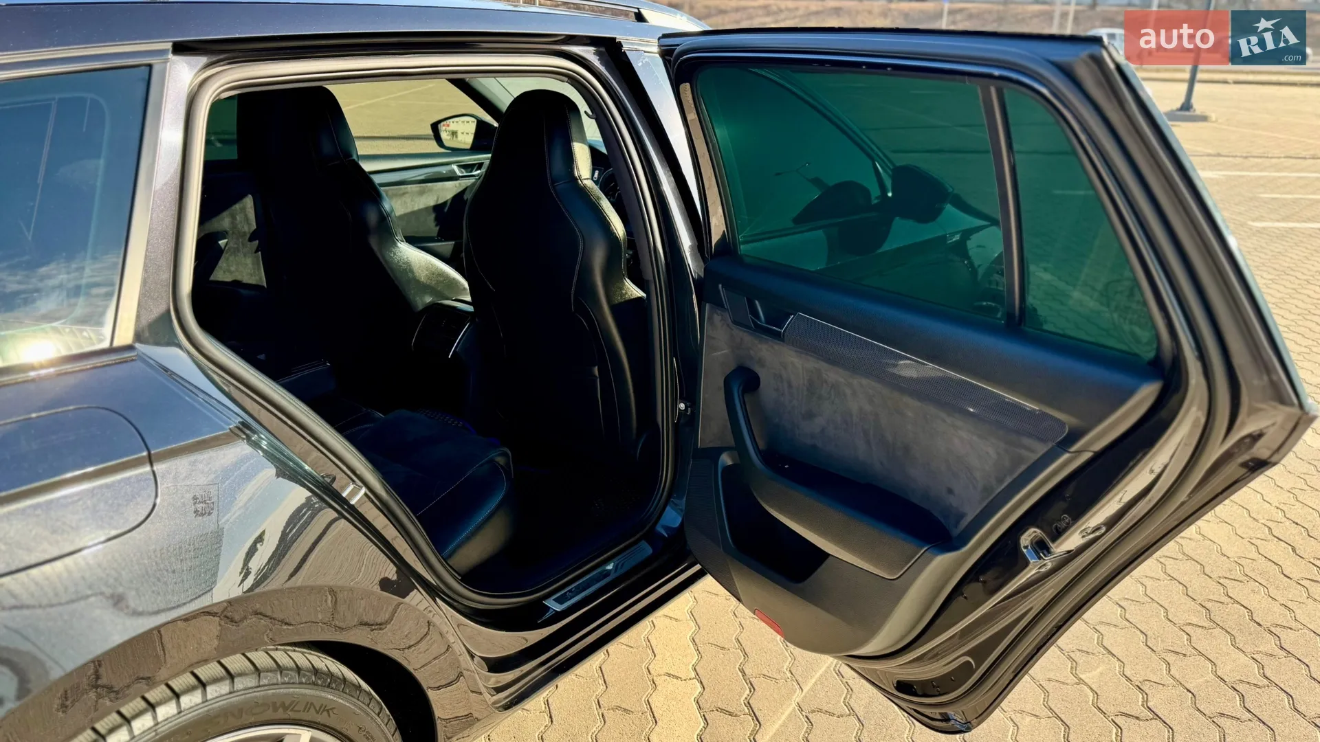 2017 Skoda Superb - мініатюра 15