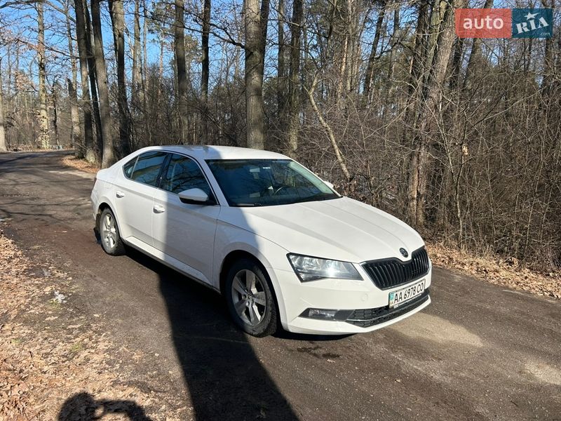 Ліфтбек Skoda Superb 2015 в Києві