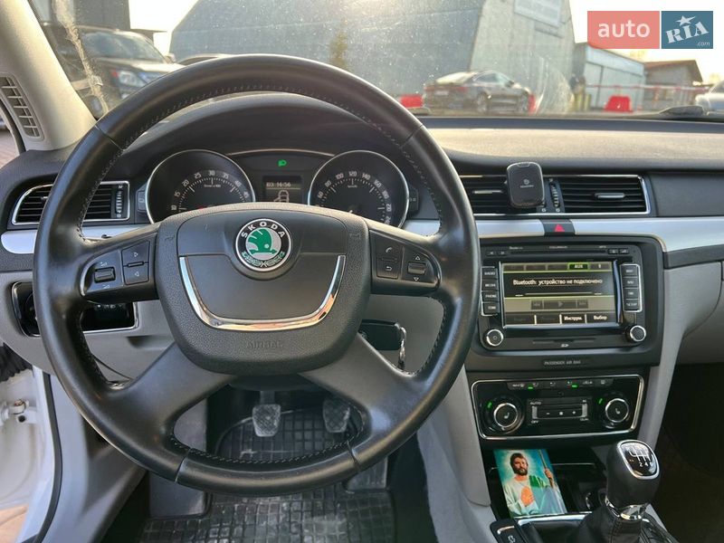 Универсал Skoda Superb 2012 в Львове