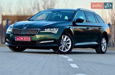 Універсал Skoda Superb 2021 в Дрогобичі