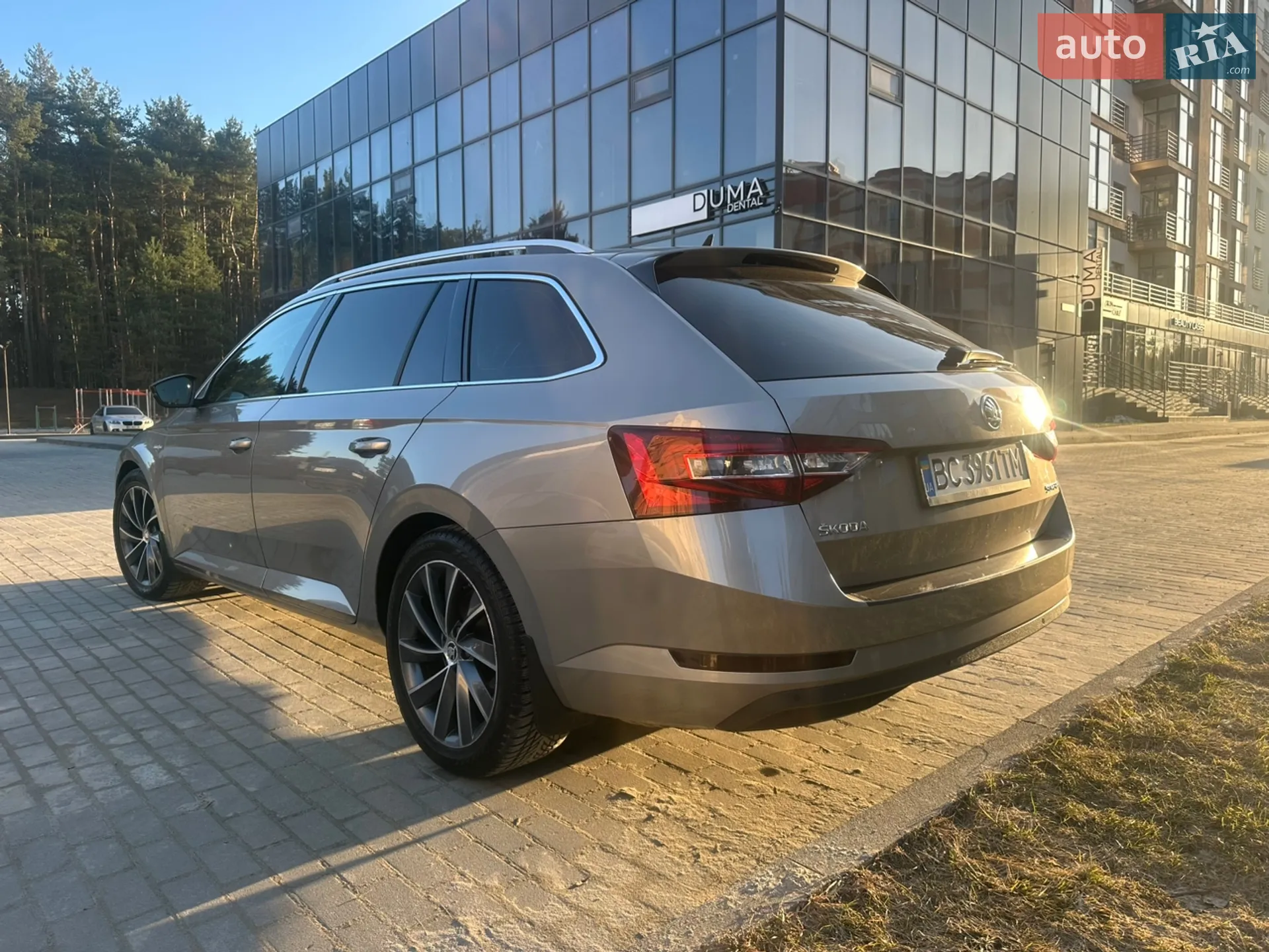 2017 Skoda Superb - мініатюра 13
