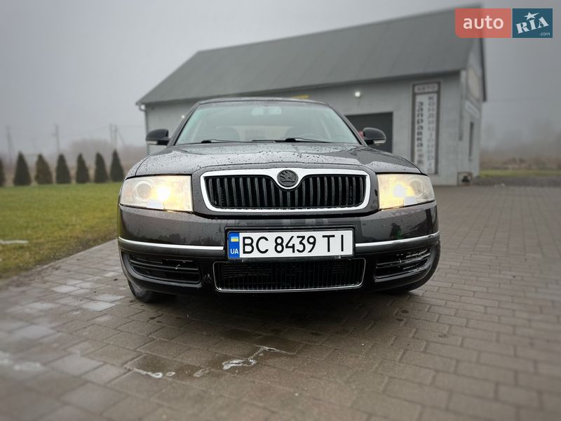 Лифтбек Skoda Superb 2007 в Львове