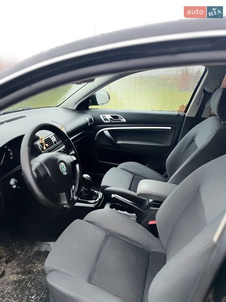 Лифтбек Skoda Superb 2007 в Львове