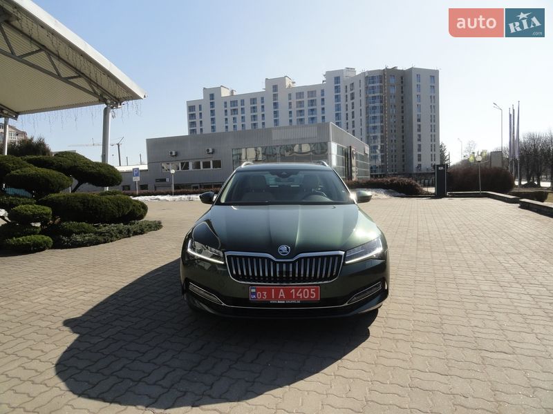 Універсал Skoda Superb 2020 в Луцьку