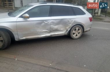 Універсал Skoda Superb 2016 в Перечині