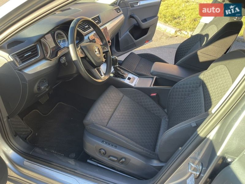 Лифтбек Skoda Superb 2019 в Киеве