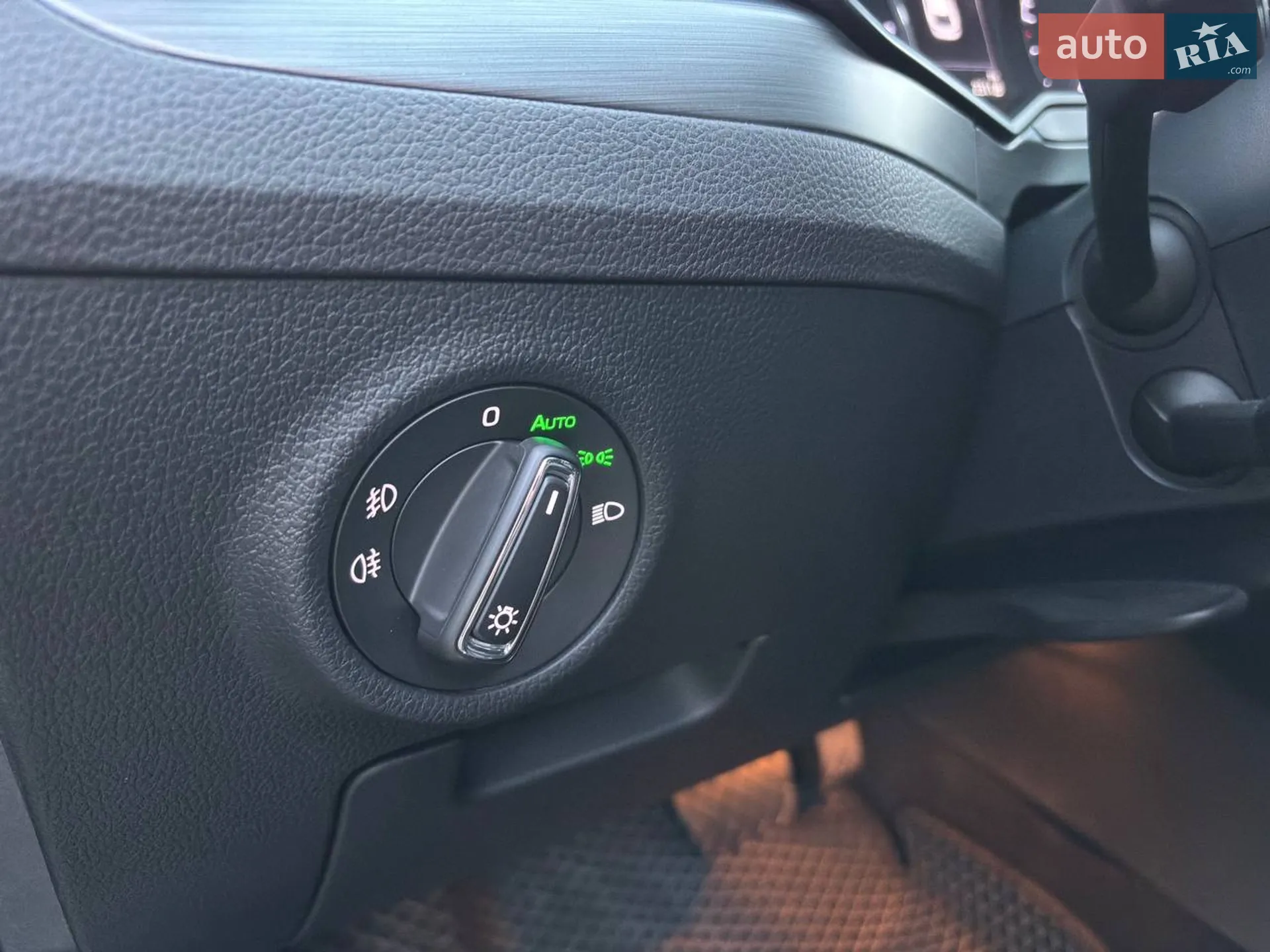 2017 Skoda Superb - мініатюра 37