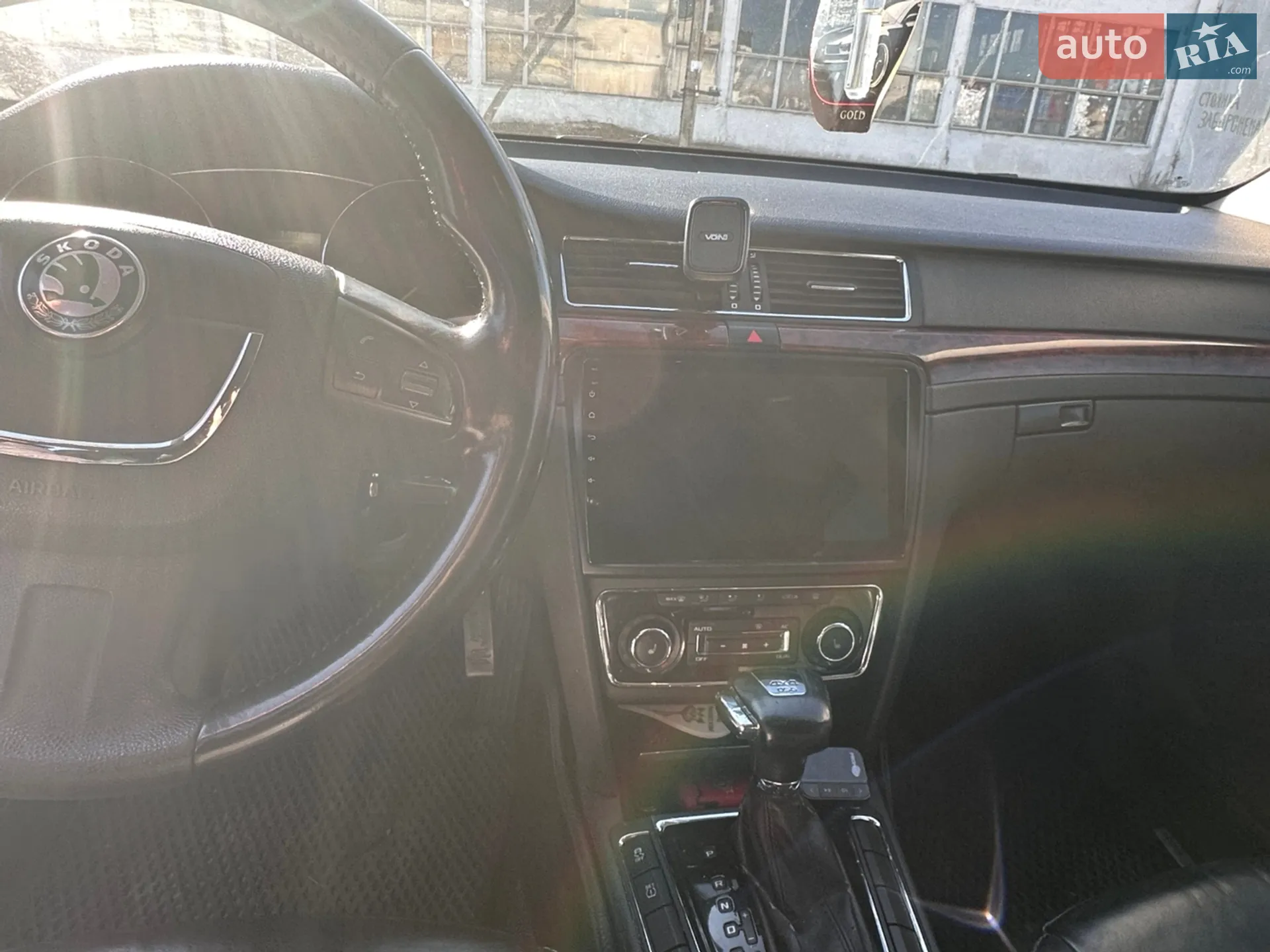 2013 Skoda Superb - мініатюра 21