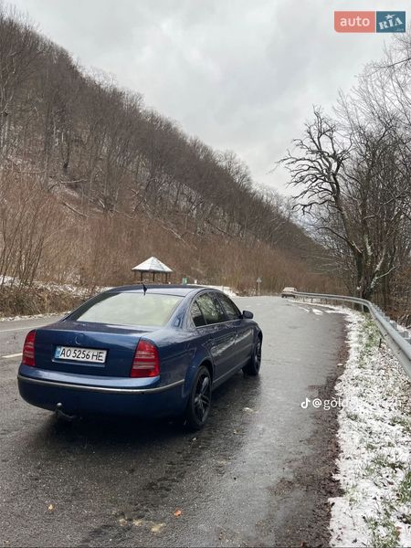 Лифтбек Skoda Superb 2004 в Мукачево