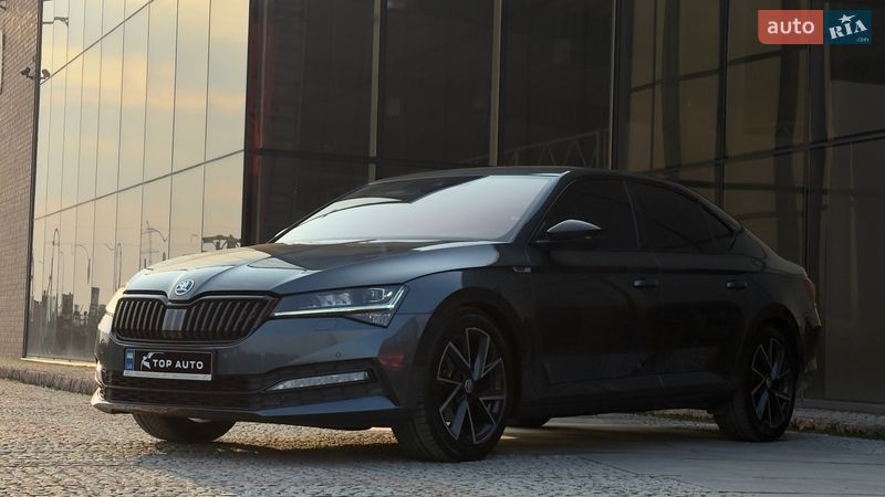 Лифтбек Skoda Superb 2022 в Мукачево