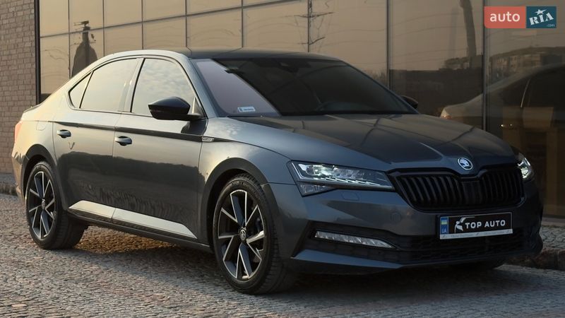 Лифтбек Skoda Superb 2022 в Мукачево
