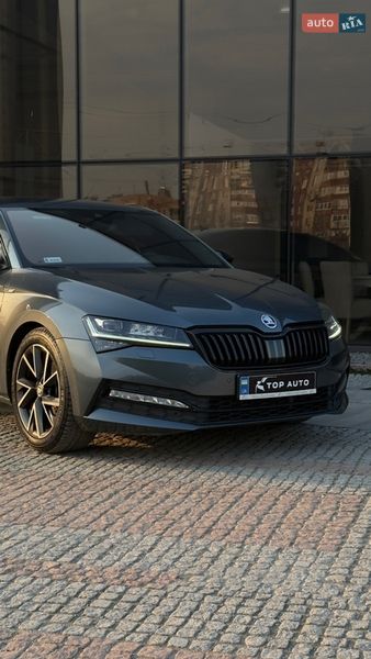 Лифтбек Skoda Superb 2022 в Мукачево