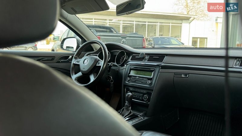 Універсал Skoda Superb 2013 в Мукачевому