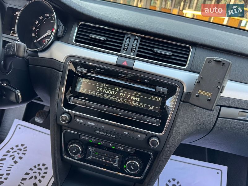 Универсал Skoda Superb 2012 в Дрогобыче