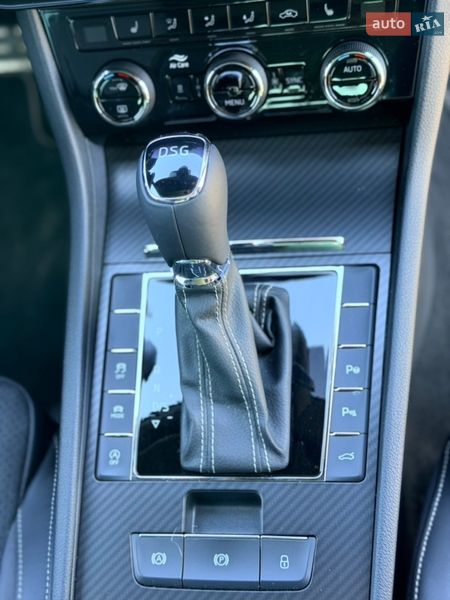 Универсал Skoda Superb 2021 в Киеве