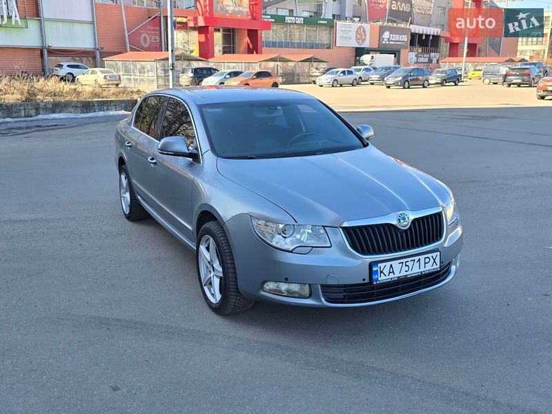 Лифтбек Skoda Superb 2008 в Киеве