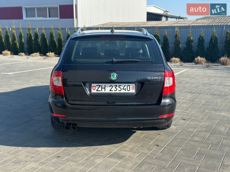 Универсал Skoda Superb 2010 в Луцке