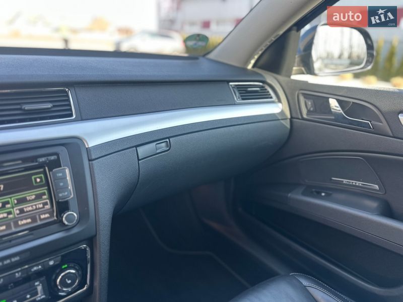 Универсал Skoda Superb 2010 в Луцке