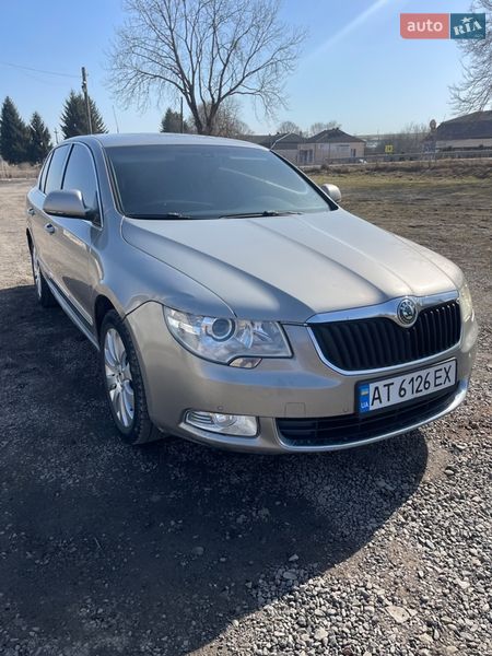 Лифтбек Skoda Superb 2008 в Рогатине