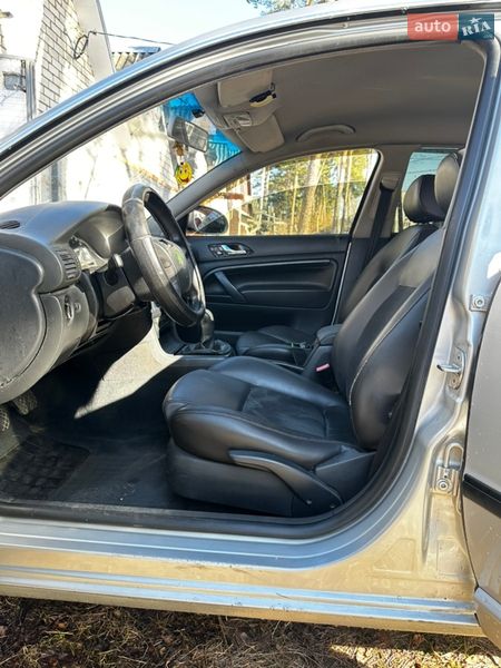 Лифтбек Skoda Superb 2006 в Житомире