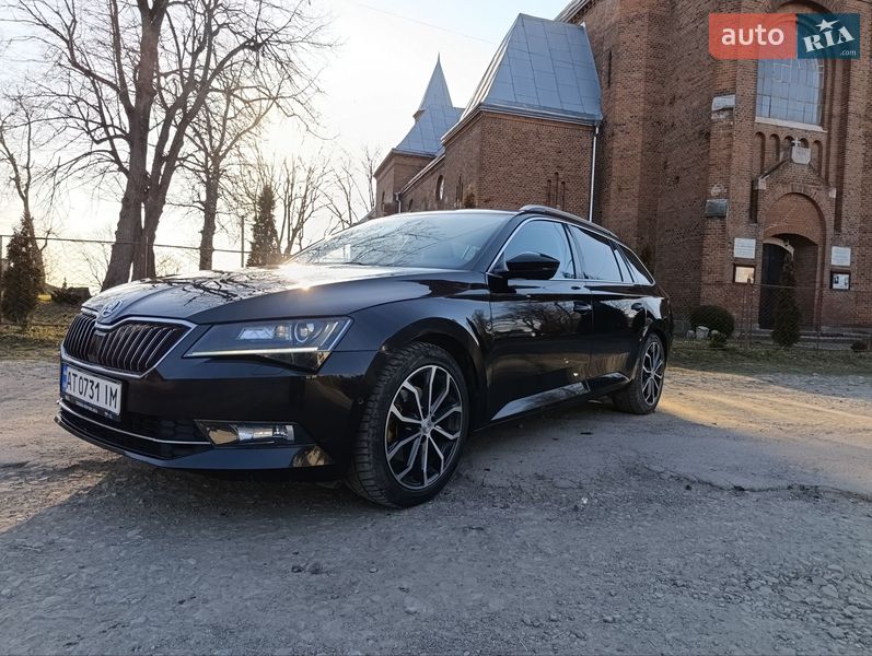 Універсал Skoda Superb 2016 в Отинії