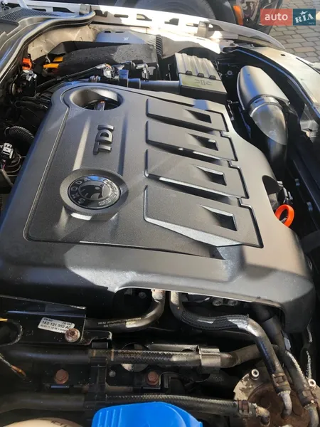 Skoda Superb 2011 VIN TMBJF73T5B9056547 фото оголошення 12 з 69