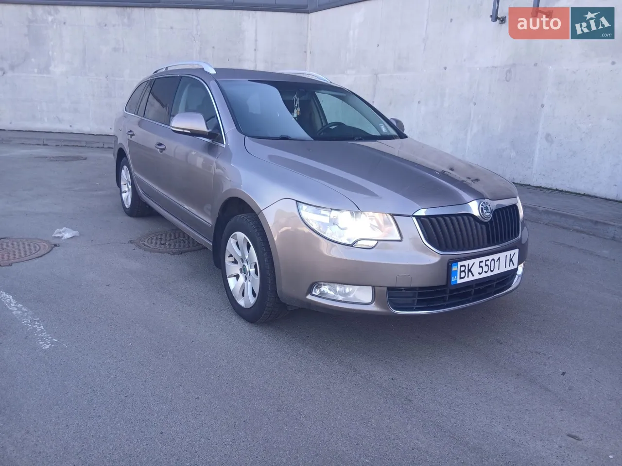 2010 Skoda Superb - мініатюра 38