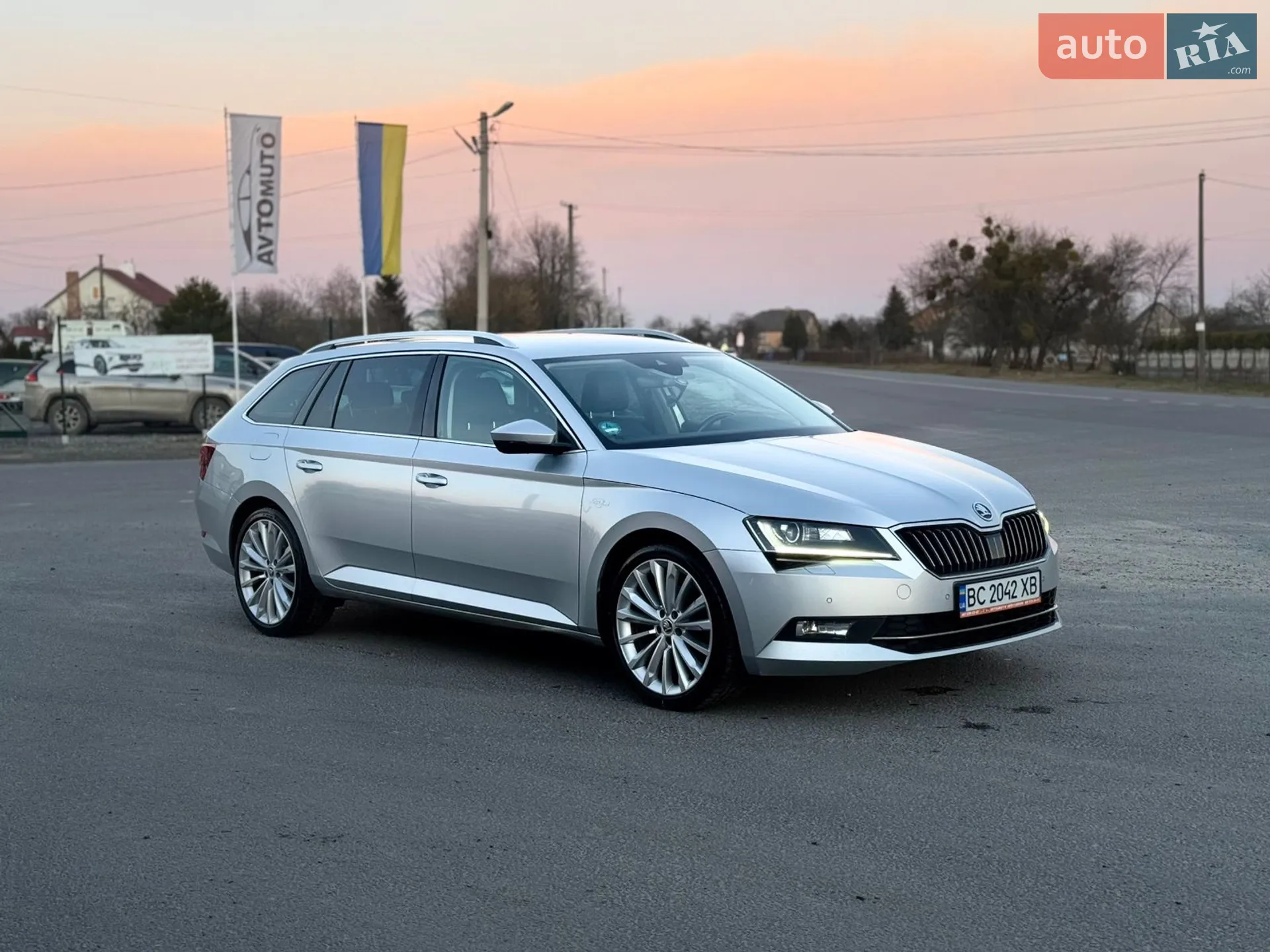 2019 Skoda Superb - мініатюра 4