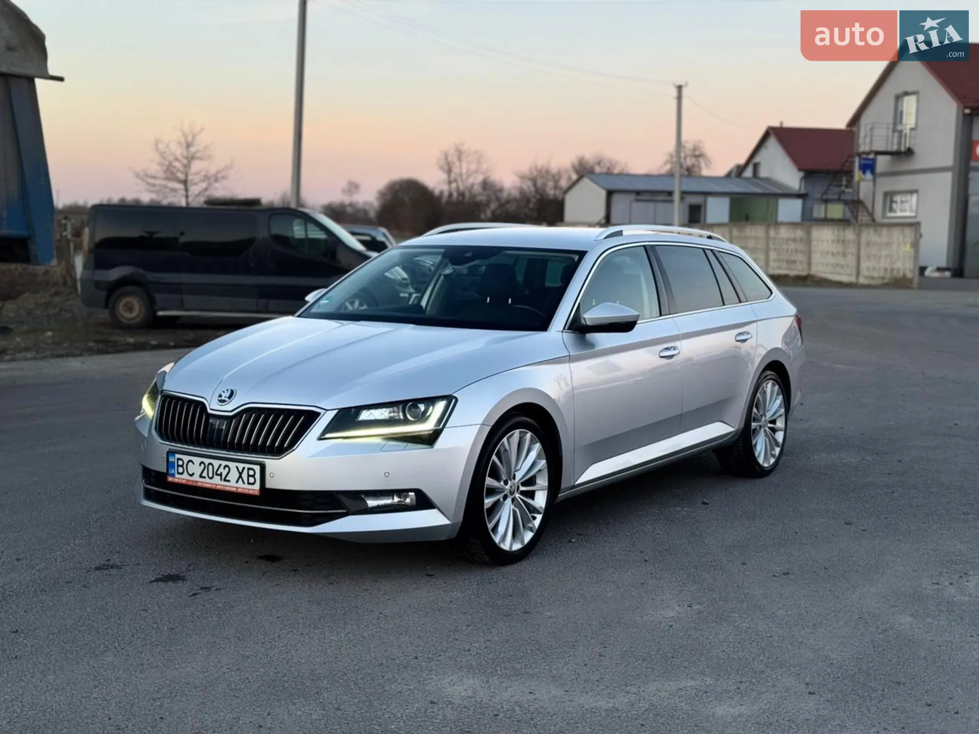 2019 Skoda Superb - мініатюра 11
