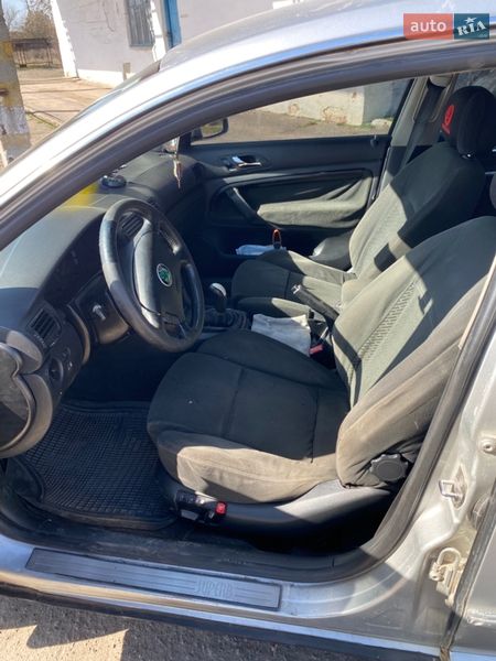 Ліфтбек Skoda Superb 2003 в Миколаєві