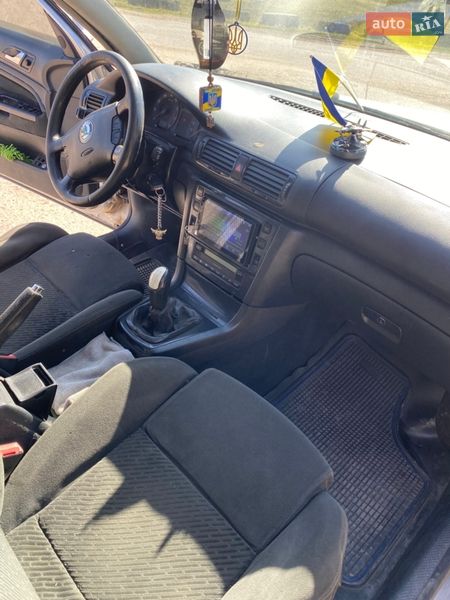 Ліфтбек Skoda Superb 2003 в Миколаєві