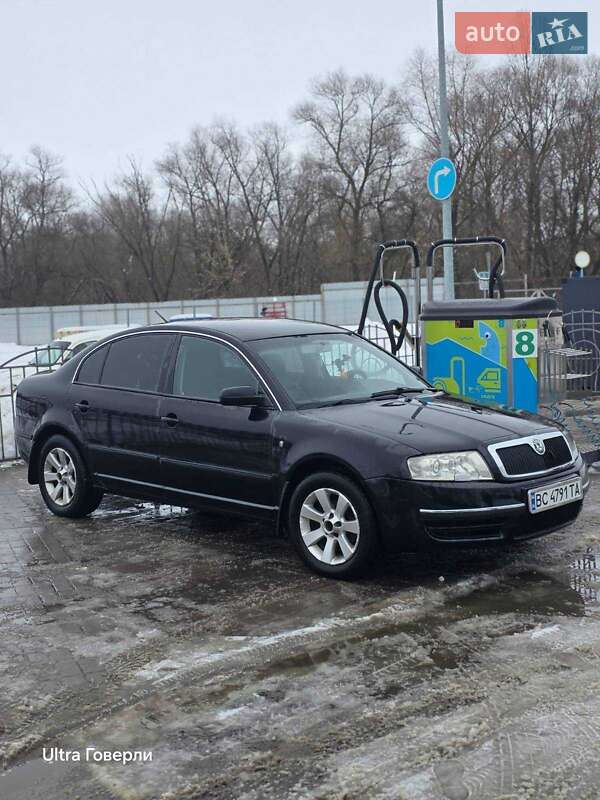 Лифтбек Skoda Superb 2006 в Львове