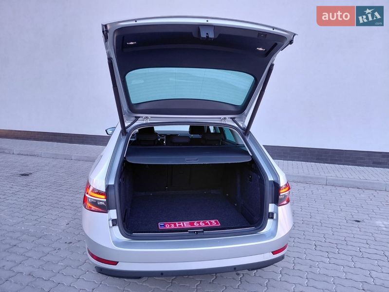 Універсал Skoda Superb 2020 в Трускавці