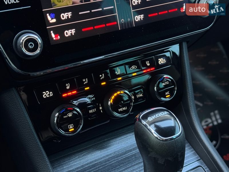 Лифтбек Skoda Superb 2022 в Луцке