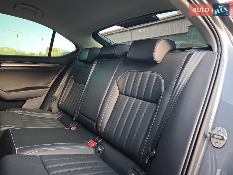 Лифтбек Skoda Superb 2022 в Луцке