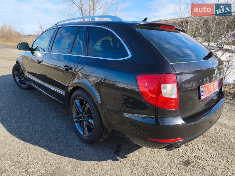 Универсал Skoda Superb 2012 в Барышевке