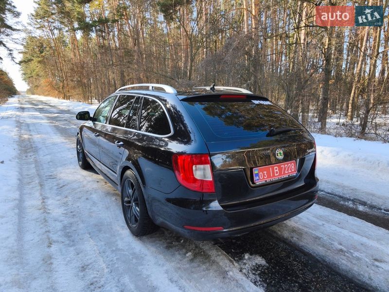 Универсал Skoda Superb 2012 в Барышевке
