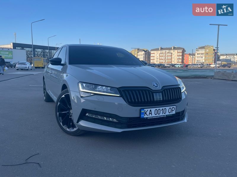 Ліфтбек Skoda Superb 2023 в Києві