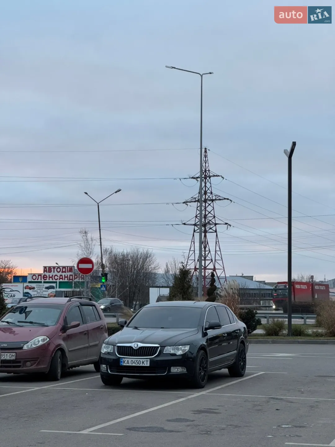 2010 Skoda Superb - мініатюра 2